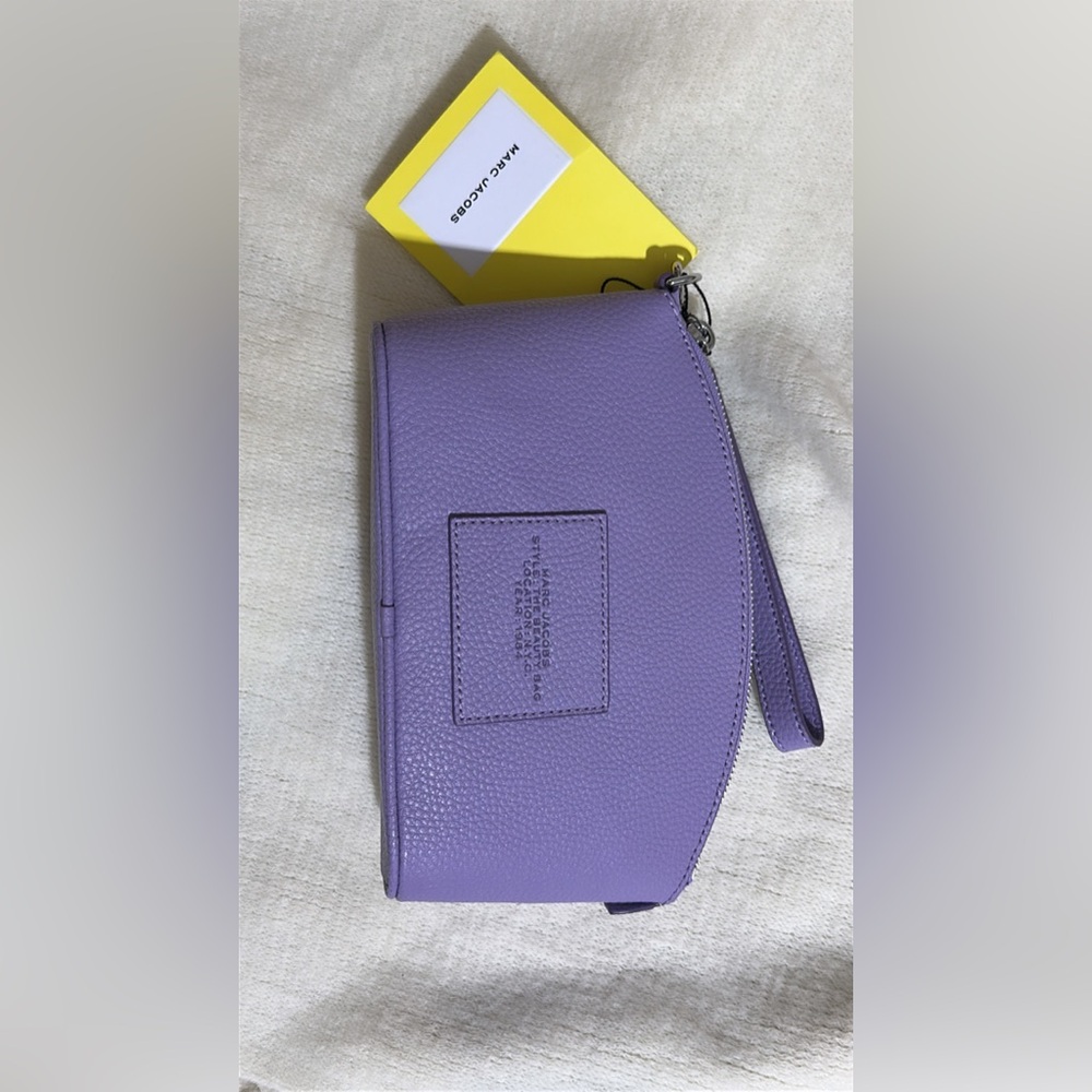Marc Jacobs The Beauty Bag - Picture 3 of 5